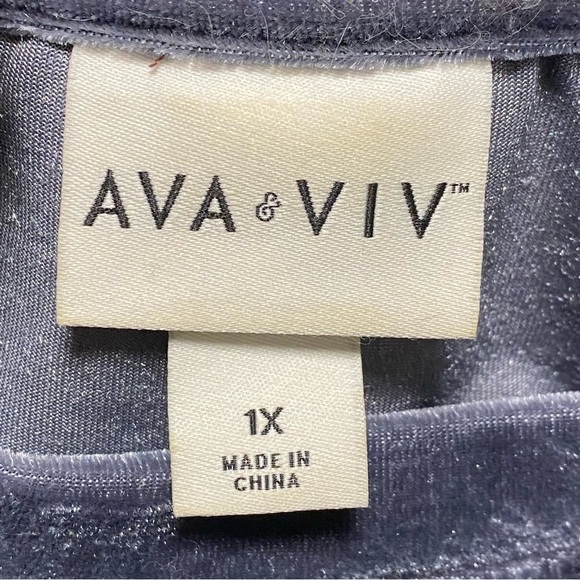 Ava & Viv Crushed Velvet Long Sleeve Top Size 1X - Picture 7 of 9